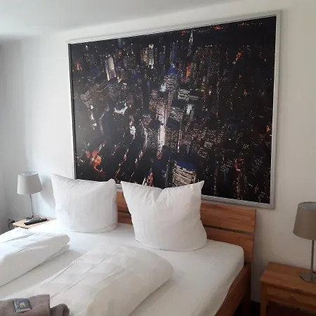 Inselzimmer Seenest Homestay *
